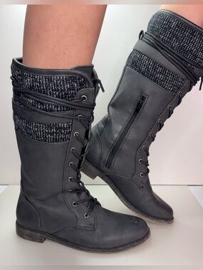 Women’s Dark Grey Lace-Up Knit-Trim Riding Boots